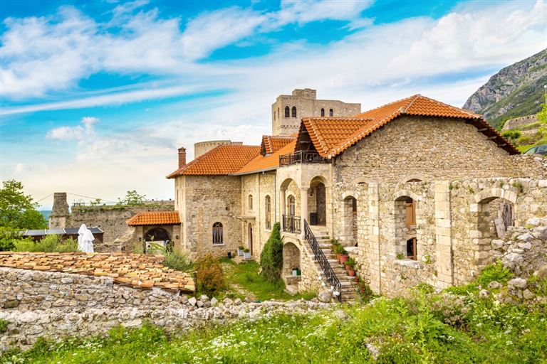 Albanien & Montenegro erleben © Sergii Figurnyi /adobestock